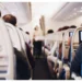 Quer viajar de avião e pagar menos? Veja qual o melhor horário e dia para comprar passagens aéreas