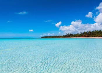 "Caribe brasileiro" encanta turistas do mundo inteiro