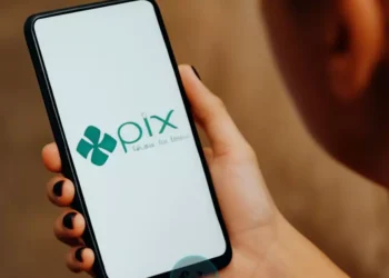 A diferença ente pix automático e débito automático