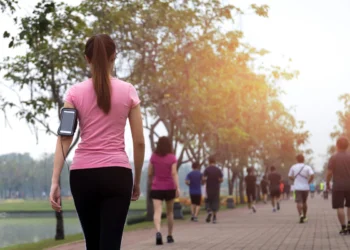 Veja exercícios para te ajudar com a sua dor na lombar