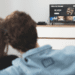 Como escolher uma série para passar o final de semana maratonando