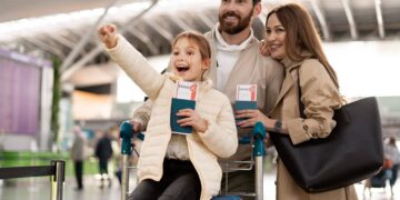 Como economizar na compra de passagens aéreas em 2025: veja dicas