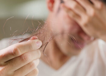 Mito ou verdade: meu cabelo vai cair se eu tomar creatina?