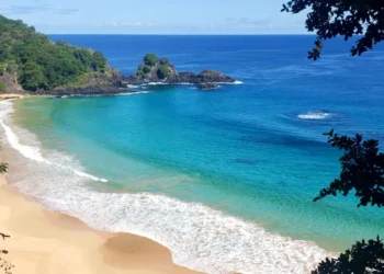Melhor que o Caribe: veja qual é a praia brasileira que foi eleita a melhor do mundo