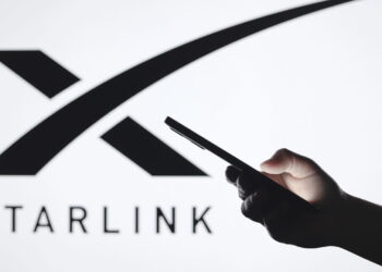 Internet gratuita da Starlink chega ao Brasil; veja como usar
