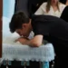Beijar o morto no caixão faz mal?