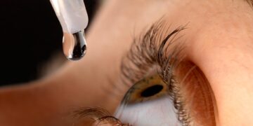 É o fim do óculos e da lente? Novo colírio para corrigir visão é aprovado