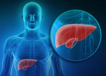 Você pode estar inflamando seu fígado com ESSE alimentos; veja como desintoxicar