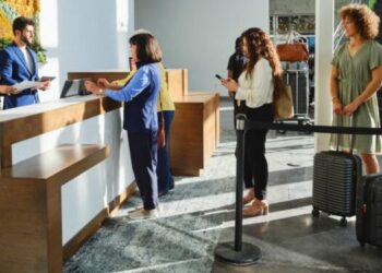 Entenda as mudanças no check-in e no check-out dos hotéis e quando elas entram em vigor