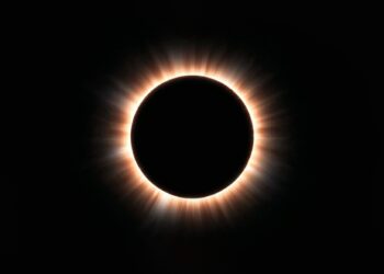 Eclipse solar deixará parte do mundo na escuridão por 6 minutos; entenda!