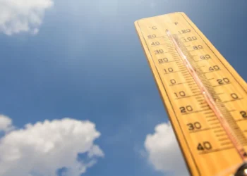 Não aguenta mais calor? Os moradores DESTA cidade tomaram medida drástica para evitar a temperatura alta