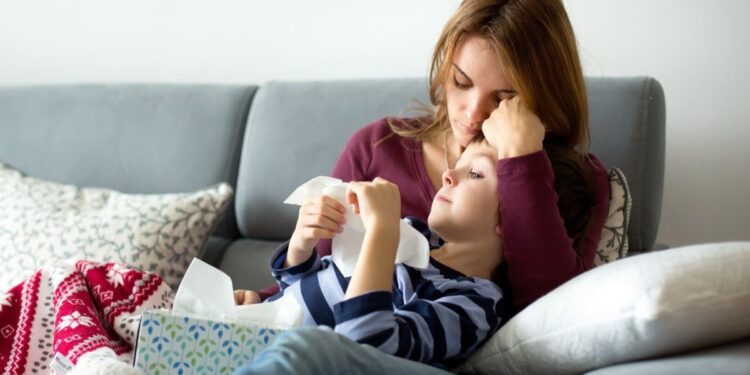 Funcionária leva filho ao médico e recebe resposta inusitada da chefe; entenda!
