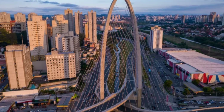 Cidade do interior de São Paulo vem conquistando famílias de todo o país; veja o motivo