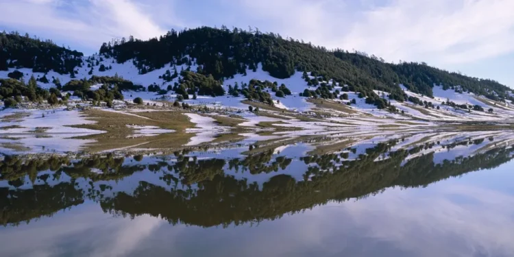 País da África choca os moradores com neve após 14 anos; veja qual é